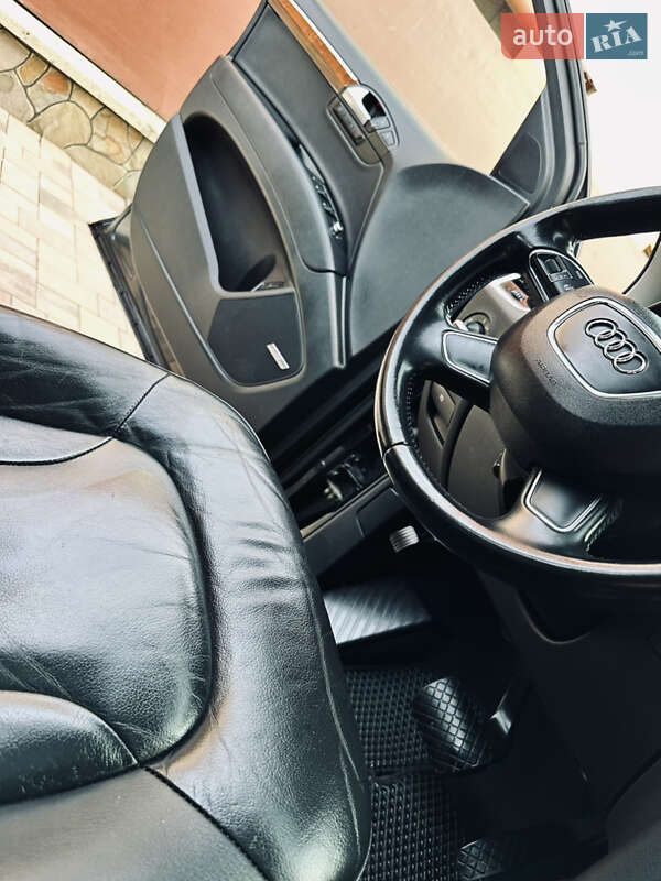 Внедорожник / Кроссовер Audi Q7 2015 в Нижней Апше