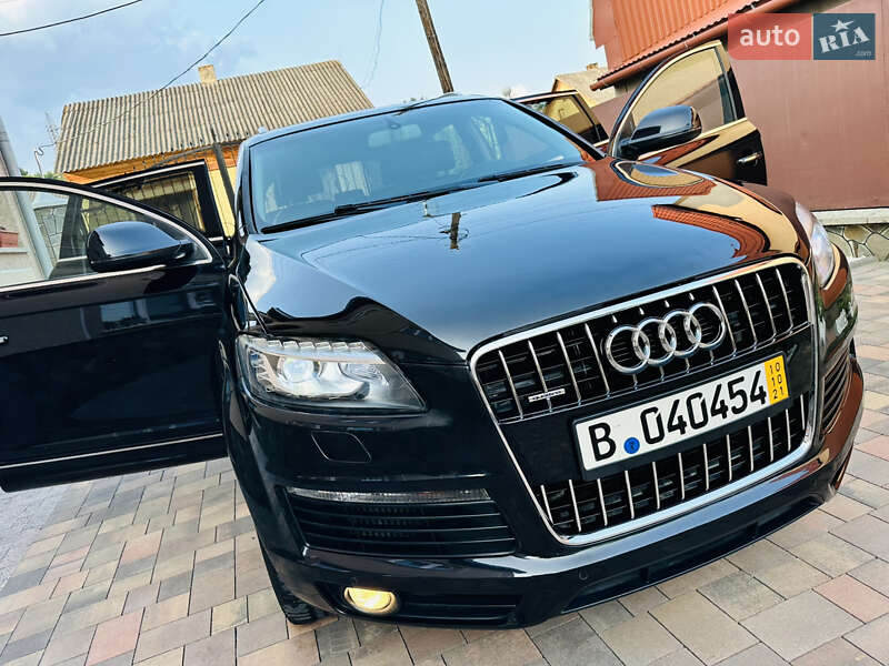 Внедорожник / Кроссовер Audi Q7 2015 в Нижней Апше