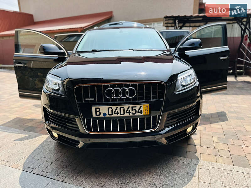 Внедорожник / Кроссовер Audi Q7 2015 в Нижней Апше