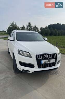 Внедорожник / Кроссовер Audi Q7 2012 в Монастырище