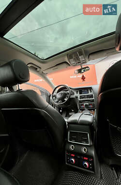 Внедорожник / Кроссовер Audi Q7 2013 в 