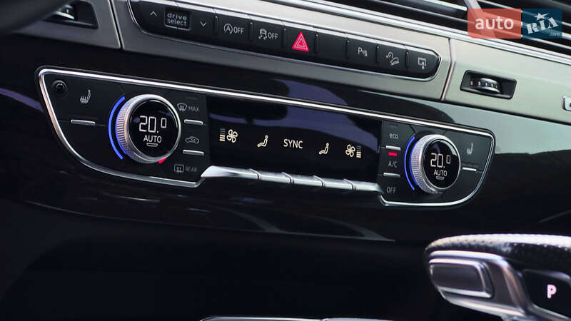 Внедорожник / Кроссовер Audi Q7 2017 в Днепре