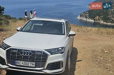Внедорожник / Кроссовер Audi Q7 2023 в 