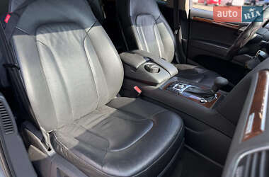 Внедорожник / Кроссовер Audi Q7 2013 в 