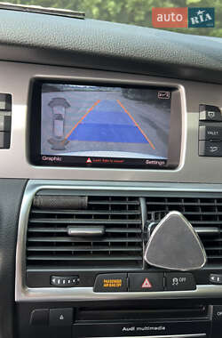 Внедорожник / Кроссовер Audi Q7 2012 в 