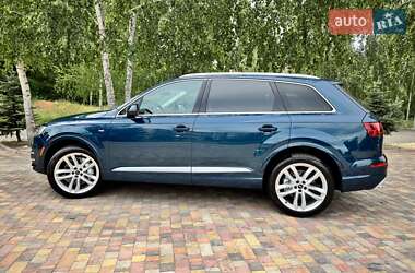 Внедорожник / Кроссовер Audi Q7 2018 в Киеве