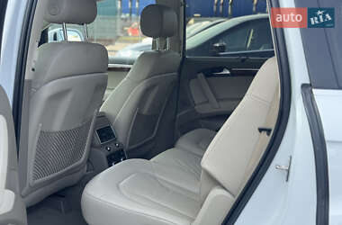 Внедорожник / Кроссовер Audi Q7 2014 в 
