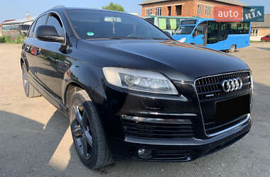 Внедорожник / Кроссовер Audi Q7 2006 в 