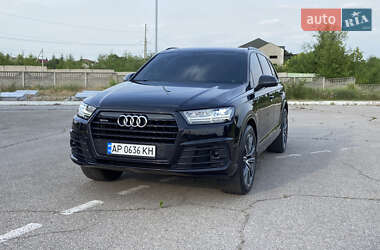Внедорожник / Кроссовер Audi Q7 2018 в 