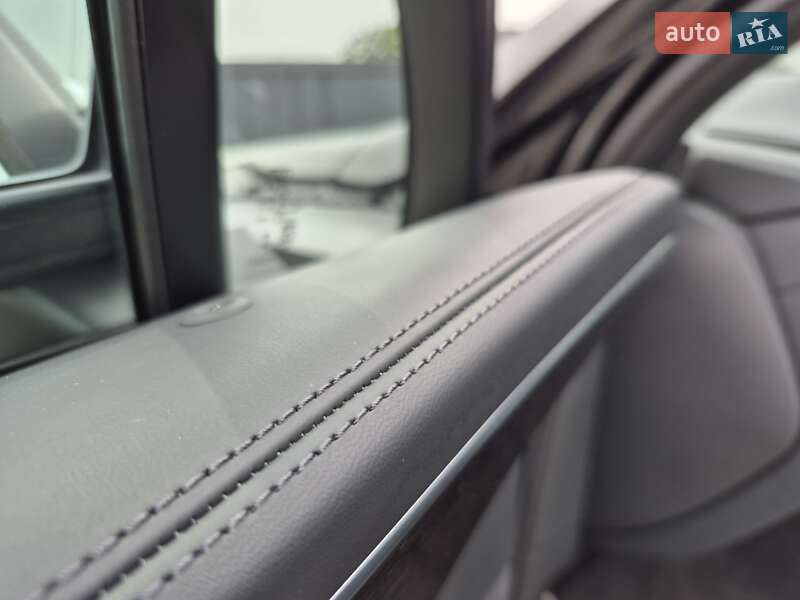 Позашляховик / Кросовер Audi Q7 2024 в Києві