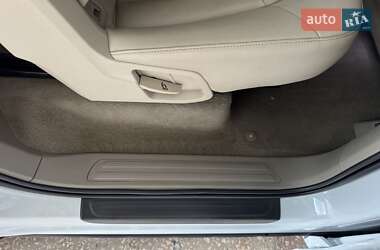 Внедорожник / Кроссовер Audi Q7 2015 в 