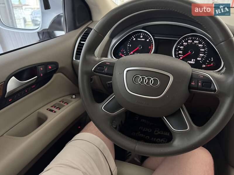 Внедорожник / Кроссовер Audi Q7 2015 в Тернополе