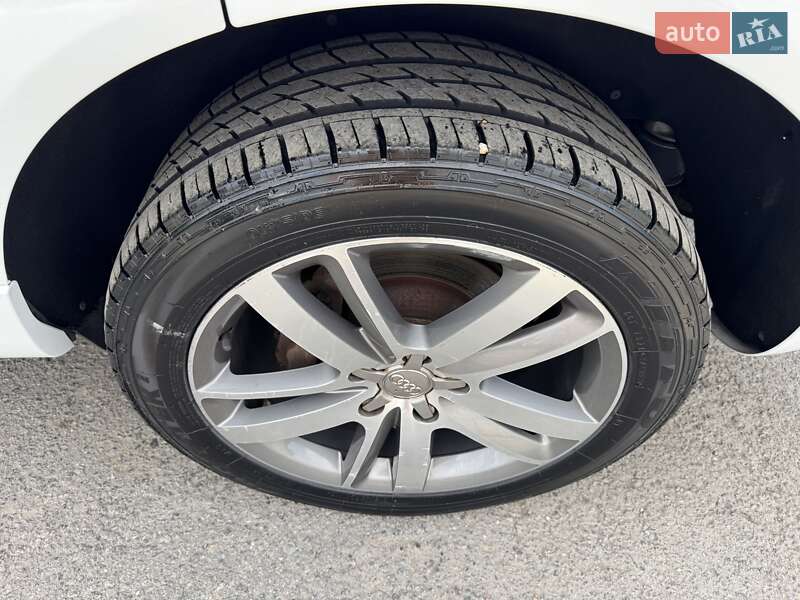 Внедорожник / Кроссовер Audi Q7 2015 в Тернополе