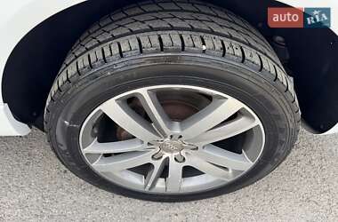Внедорожник / Кроссовер Audi Q7 2015 в 