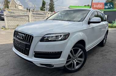 Внедорожник / Кроссовер Audi Q7 2015 в 