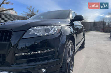 Внедорожник / Кроссовер Audi Q7 2014 в 