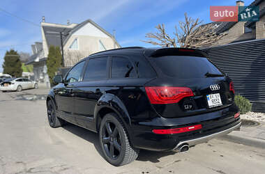 Внедорожник / Кроссовер Audi Q7 2014 в 