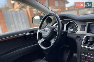 Внедорожник / Кроссовер Audi Q7 2014 в 