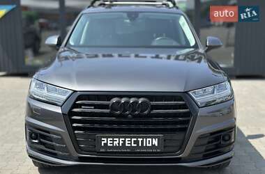 Внедорожник / Кроссовер Audi Q7 2019 в 
