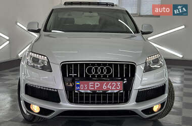 Позашляховик / Кросовер Audi Q7 2013 в 