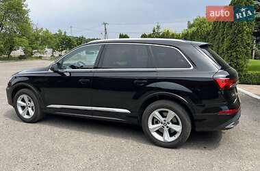 Внедорожник / Кроссовер Audi Q7 2019 в 