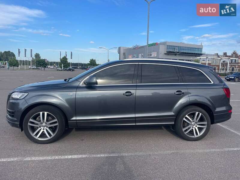 Позашляховик / Кросовер Audi Q7 2009 в Києві