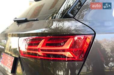 Внедорожник / Кроссовер Audi Q7 2016 в 