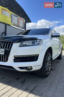 Внедорожник / Кроссовер Audi Q7 2011 в Александрие