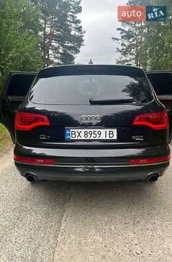 Внедорожник / Кроссовер Audi Q7 2013 в 