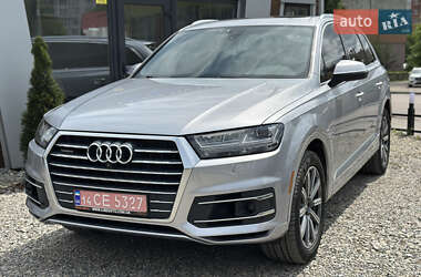 Внедорожник / Кроссовер Audi Q7 2018 в 