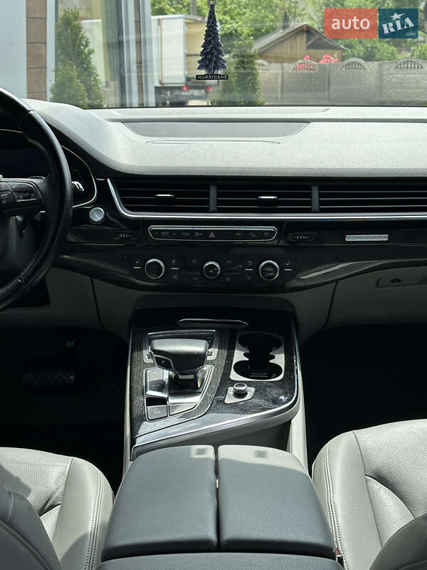 Позашляховик / Кросовер Audi Q7 2018 в Івано-Франківську