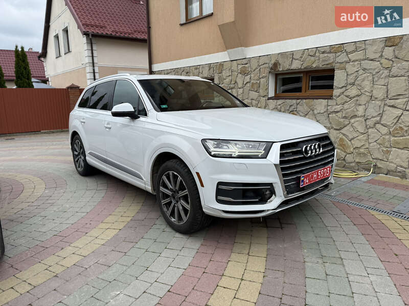 Внедорожник / Кроссовер Audi Q7 2016 в Львове