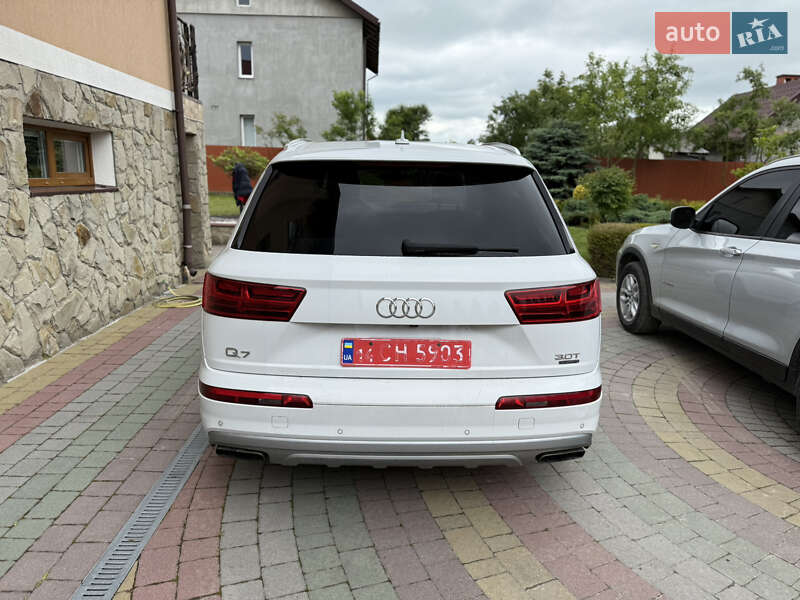 Внедорожник / Кроссовер Audi Q7 2016 в Львове