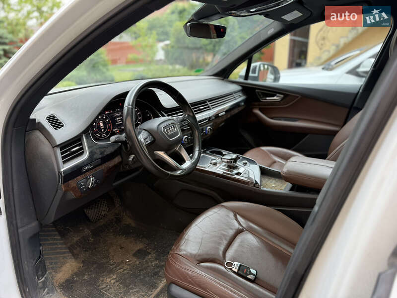 Внедорожник / Кроссовер Audi Q7 2016 в Львове