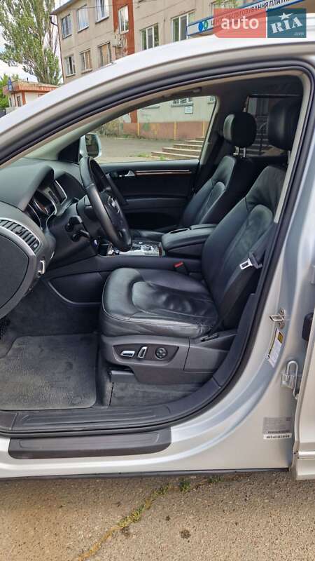 Внедорожник / Кроссовер Audi Q7 2012 в Николаеве