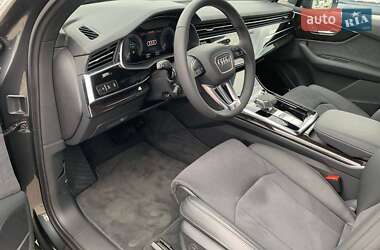 Позашляховик / Кросовер Audi Q7 2024 в 