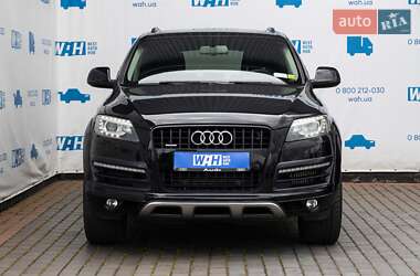 Внедорожник / Кроссовер Audi Q7 2015 в 