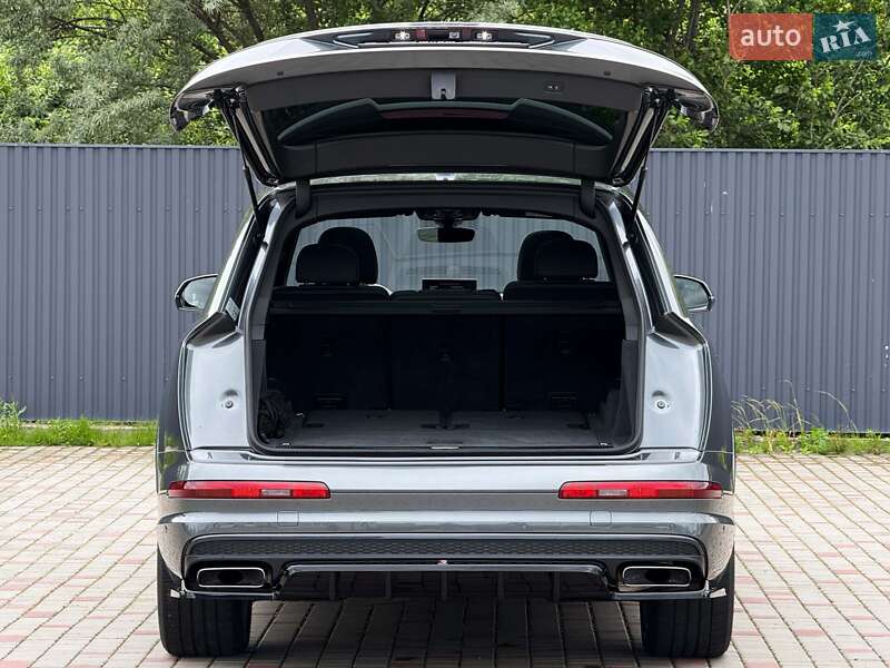 Внедорожник / Кроссовер Audi Q7 2019 в Луцке