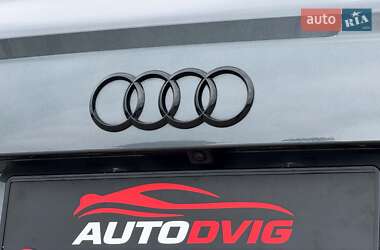 Позашляховик / Кросовер Audi Q7 2019 в 
