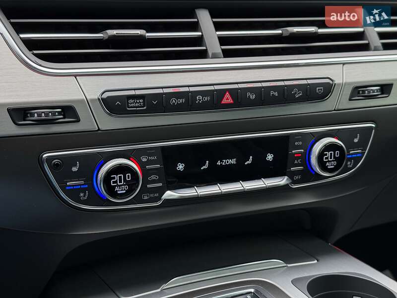 Внедорожник / Кроссовер Audi Q7 2019 в Луцке