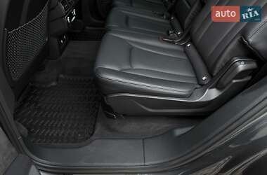 Позашляховик / Кросовер Audi Q7 2019 в 