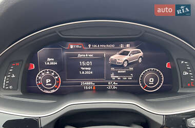 Внедорожник / Кроссовер Audi Q7 2018 в 