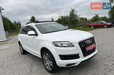 Внедорожник / Кроссовер Audi Q7 2014 в 
