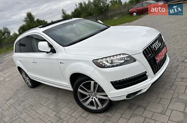 Внедорожник / Кроссовер Audi Q7 2014 в 