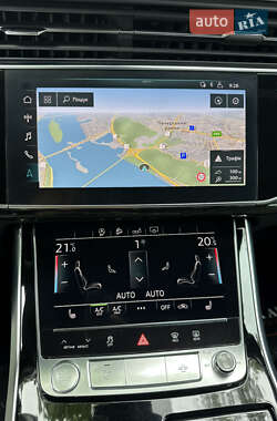 Позашляховик / Кросовер Audi Q7 2020 в 