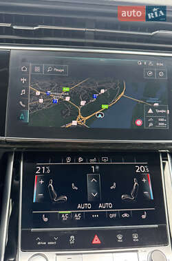 Позашляховик / Кросовер Audi Q7 2020 в 