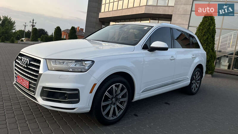 Позашляховик / Кросовер Audi Q7 2017 в Хмельницькому