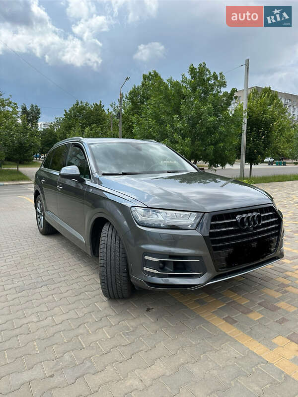 Позашляховик / Кросовер Audi Q7 2019 в Одесі