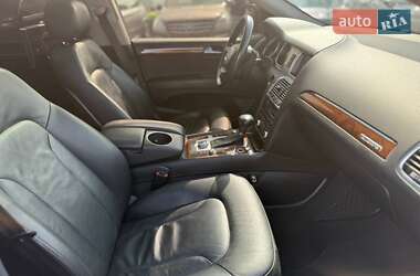 Внедорожник / Кроссовер Audi Q7 2013 в 
