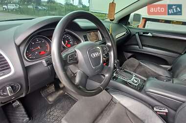 Внедорожник / Кроссовер Audi Q7 2010 в 